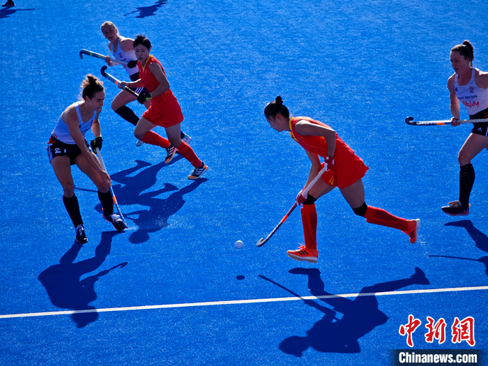 伦敦世界超级联赛上演激战：中国女子曲棍球队