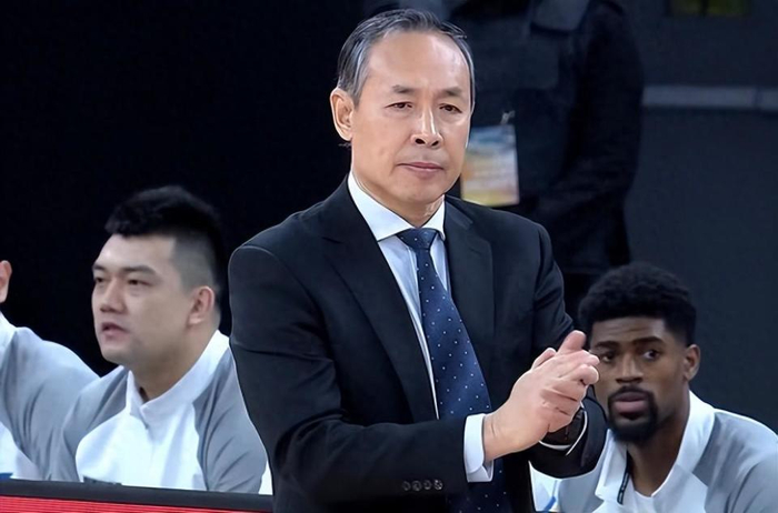 北京男篮遭福建逆转 核心球员集体低迷葬送胜利