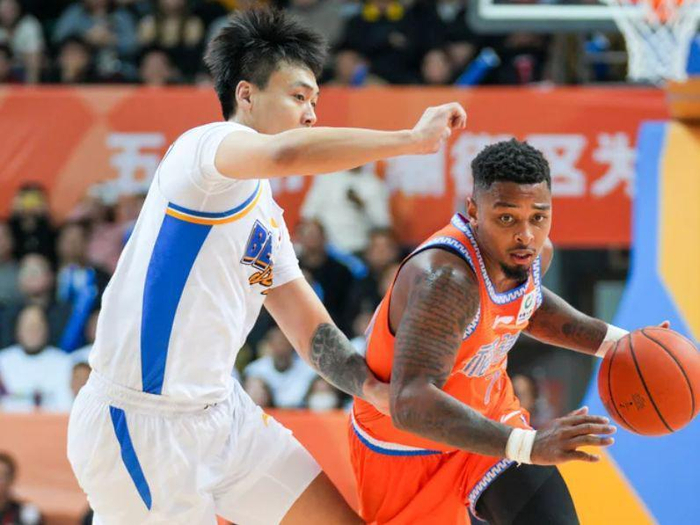 北京男篮遭福建逆转 核心球员集体低迷葬送胜利