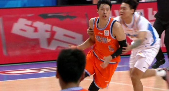 北京男篮遭福建逆转 核心球员集体低迷葬送胜利