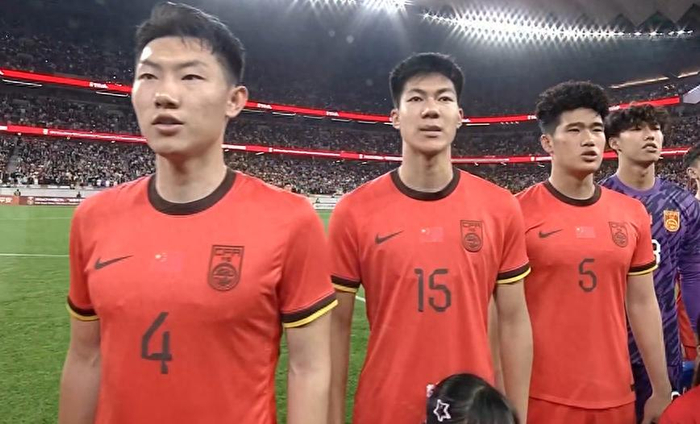 中国U23男足1-1绝平朝鲜队 保留夺冠希望