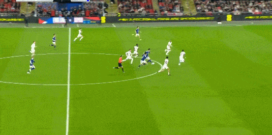 日本队历史性胜利：1-0力克英格兰创亚洲纪录