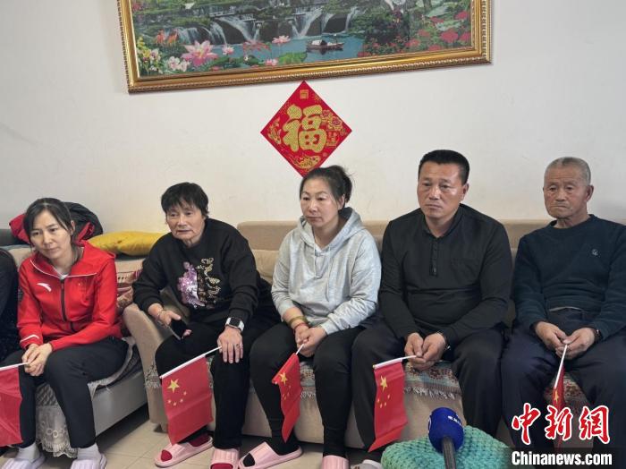 范可新杨婧茹率队夺亚冬会短道速滑女子3000米接